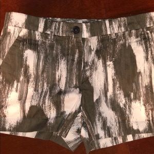 Gap khaki summer shorts